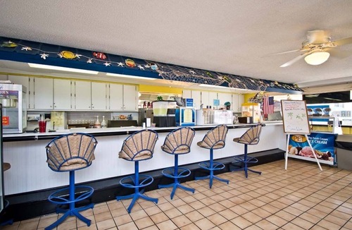 Indian Beach Condo | Summer Winds C-523, Oceanfront Condo in Indian Beach, NC!