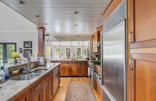 Sullivan's Island House | Summertime Sullivans Island Retreat!