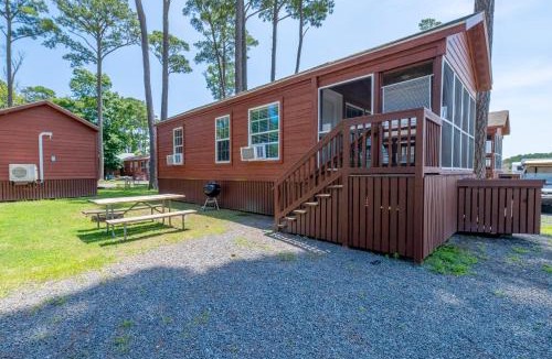 Berlin House | Sun Outdoors Frontier Town