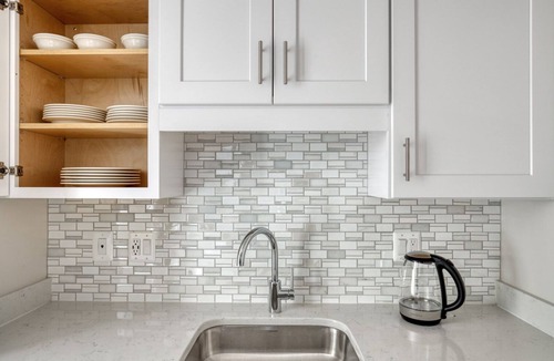 Ballston Apartment | Sunlit Ballston 1BR w/W/D, Gym & Pool, near Metro, by Blueground