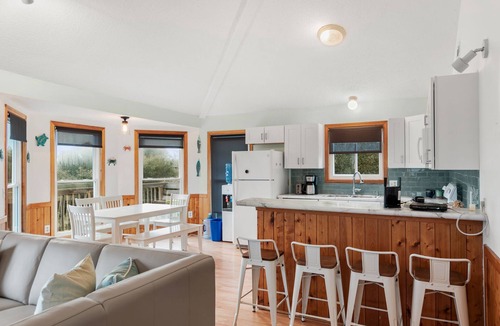 Ocean Sands House | Sunny Days: Oceanside, Dog-friendly and short drive to the beach!