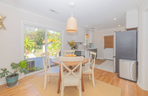 Charleston House | Sunny Haven Retreat near Folly w/Backyard Oasis!