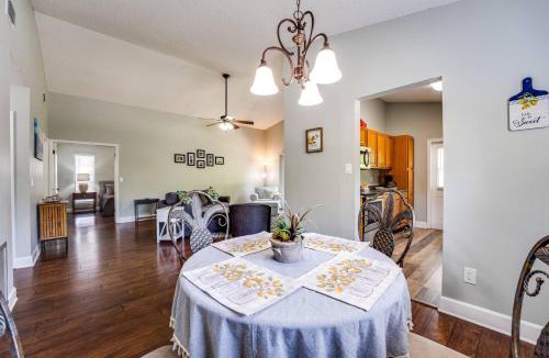 Doctors Inlet House | Sunny Lemon