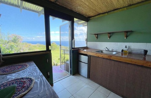 Papaaloa Cabin | Sunrise Farm Retreat Cabin - Farm Stay Hawaii