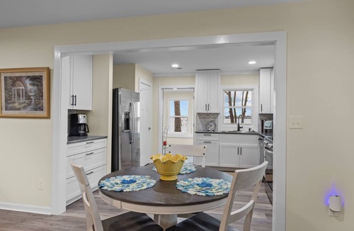Bridgeton Cottage | Sunset Beach on the Neuse River in Bridgeton, NC