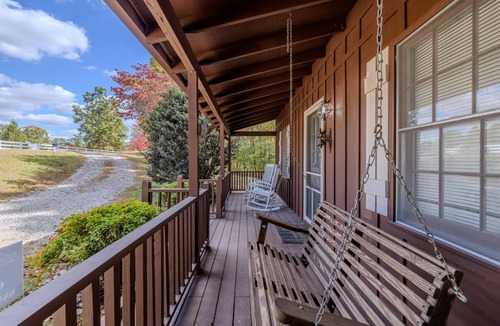 Helen Cabin | Sunset Overlook - 10% OFF or 4th Night Free - Ask for details!