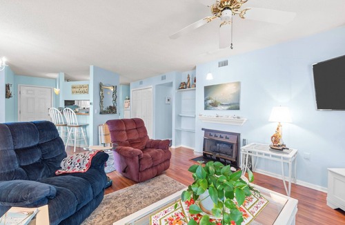 Colington Condo | Sunset Retreat 2 Bedroom Pet-Friendly Condo at Oyster Point