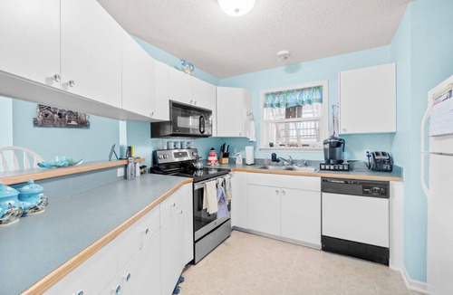 Colington Condo | Sunset Retreat 2 Bedroom Pet-Friendly Condo at Oyster Point