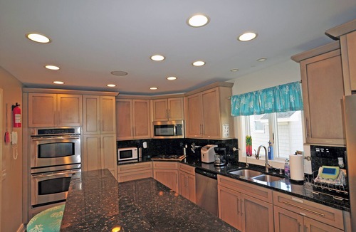 Picketts Harbor House | Sunset Serenity: 3500 sqft Waterfront Oasis On Private Beach - Sleeps 16