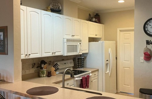 Suwannee Condo | Sunsets, Canal Front, FISH, FISH, FISH! Suwannee Cove - Unit 207, Boat Slip 23