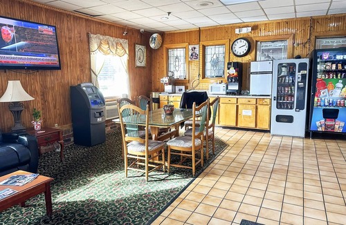 Milledgeville Hotel | Super Inn & Suites by OYO Milledgeville