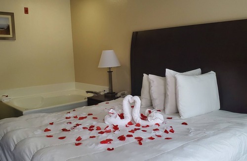 North Myrtle Beach Hotel | SureStay Hotel by Best Western North Myrtle Beach