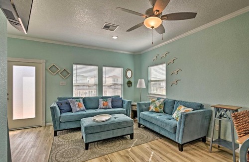 Surfside Beach House | Surfside Beach House with Balcony and Ocean Views!