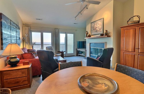 Kill Devil Hills Condo | SW7 Seventh Heaven Oceanfront Community Pool