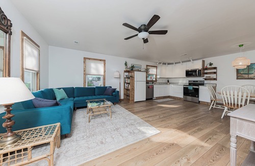 Swansboro House | Swansboro. Gateway to Emerald Isle Pet-Friendly Family Compound
