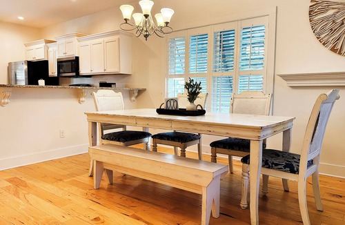 Murrells Inlet Cottage | Sweet Caroline’s Inlet Cottage;Walk to Marshwalk! Porch,Grill,Cornhole,Foosball