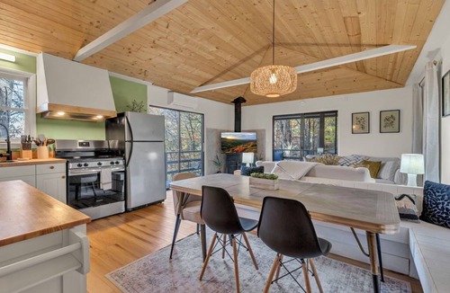 Mill Ridge House | Sweet Elk Retreat: Location! - Hot tub-Firepit-Fast Wifi-Air Hockey-Games
