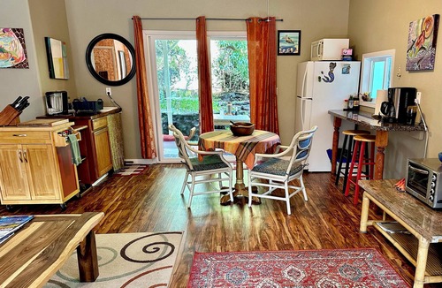 Honaunau-Napoopoo Apartment | Sweet Mermaid Studio at Manini Beach, Kealakekua Bay