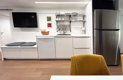 Petworth Apartment | Sweet stay in Washington DC 1 bdrm apartment