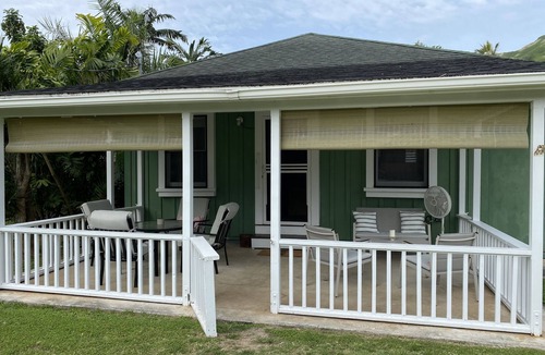 Lanikai House | Sweet Vintage Hawaiian Cottage and Guest House! Great deal in beautiful Lanikai!
