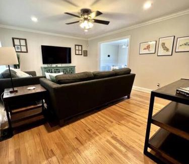 Harrisburg House | Talladega Nights to nearby Nascar ZMax CLT