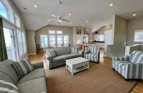 Ocean Sands House | Taste of Paradise in OBX @ Beach Nuts!