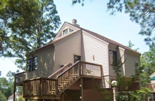 New Bern Condo | Tasteful 2BR Condo Great for Couples