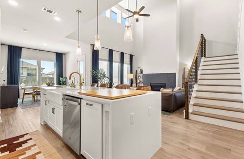 Buda House | TCH - Spacious 5bd/3ba home in Austin w/Workspace