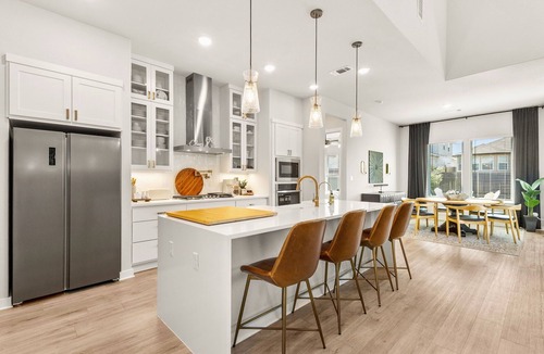 Buda House | TCH - Spacious 5bd/3ba home in Austin w/Workspace