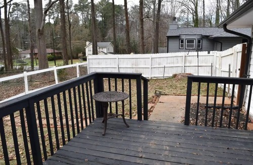 Lilburn House | Terry by the Trail Bungalow- 30 + Day rental with utilities and internet