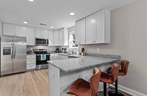 Kannapolis House | The Alder ~ Stylish 3 Bed Near DT on Quiet Street