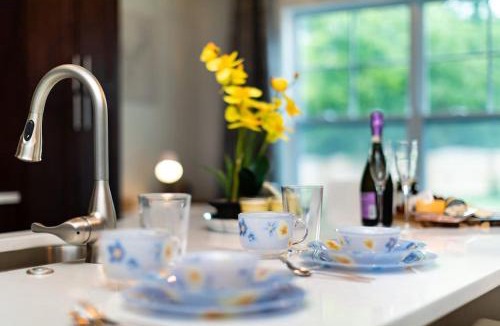 Huntersville House | The Asbury House Luxury Private Getaway