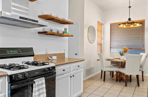 Wells Branch House | The Austin Oak! Single level 3 bedroom charmer!