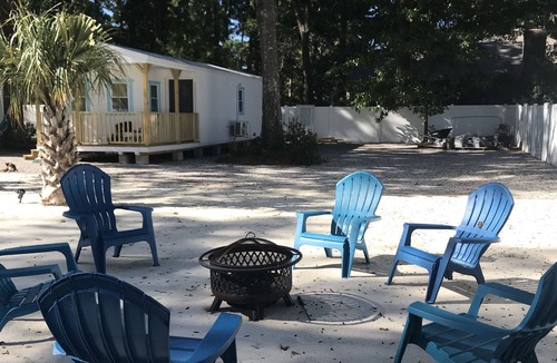Garden City Cottage | The Azalea Cottage At The Cedar Point House