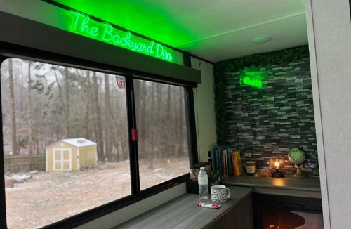 Southeast Raleigh Cabin | The Backyard Den
