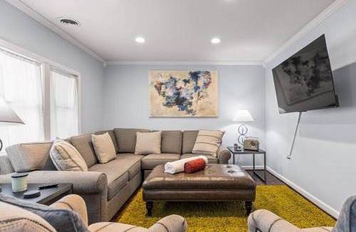 Richmond House | The Bamboo House! Dog-Friendly Home n RVA Sleeps 8