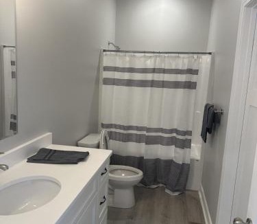 Lexington Apartment | The Bandit Suite