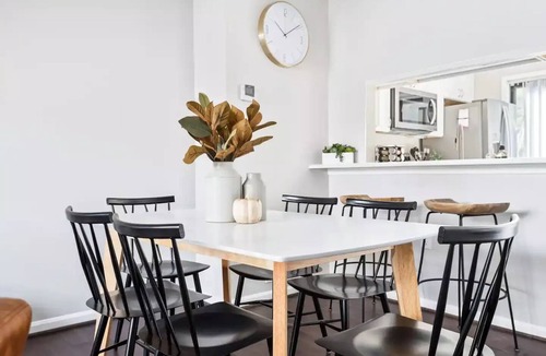 Virginia Square House | The BEST★Gorgeous & Luxurious Home★ Walk to Metro
