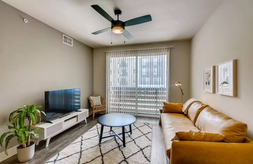 North Burnet Apartment | The Bindel The Domain 30 + Nights