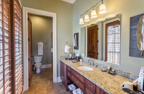 Anderson Hotel | The Bleckley Inn