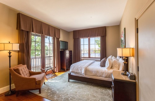Anderson Hotel | The Bleckley Inn