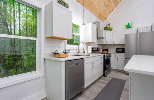 Westminster House | The Blue Cabin/Modern Cabin Lake Hartwell Near Clemson