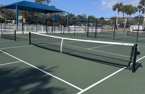 Jacksonville Beach Condo | The Blue Turtle: retreat w/bikes! By Beach & Mayo