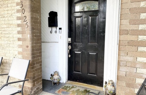 Church Hill Apartment | The Castle of Churchill!