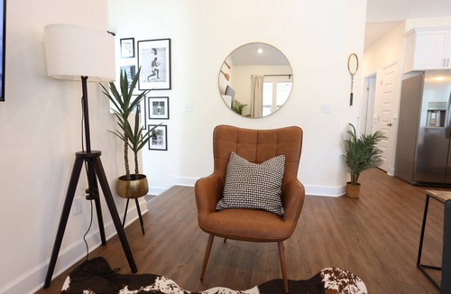 Pleasant Street House | The Champion's Suite 🏆 Newly-Built Family Frndly
