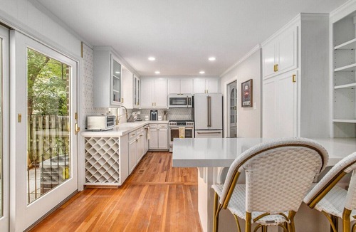 Charleston Historic District House | The Charleston Stroll: A Luxury Escape!