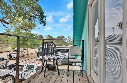 Manchaca House | The Chateau Unit D