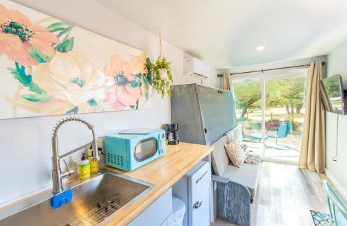 Johnson City House | The Container Retreat at 290 Wine Trail #2 Adventure awaits!