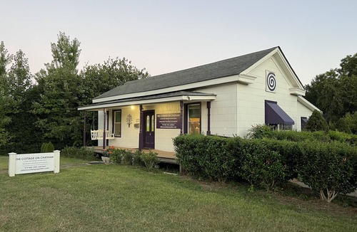 Cary Cottage | The Cottage on Chatham: Heart of Cary Closest to Center ‘Downtown is Downtown’