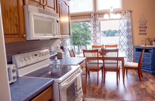 Waterloo House | The Cove on Hidden Lake, Lake Greenwood, SC